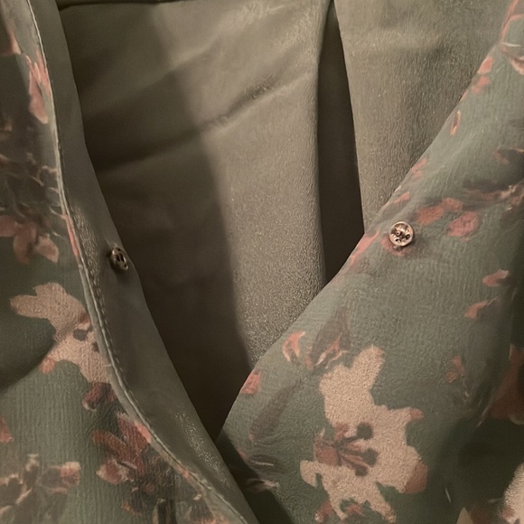 Wayf Green Floral Crop Top - Picture 3 of 4